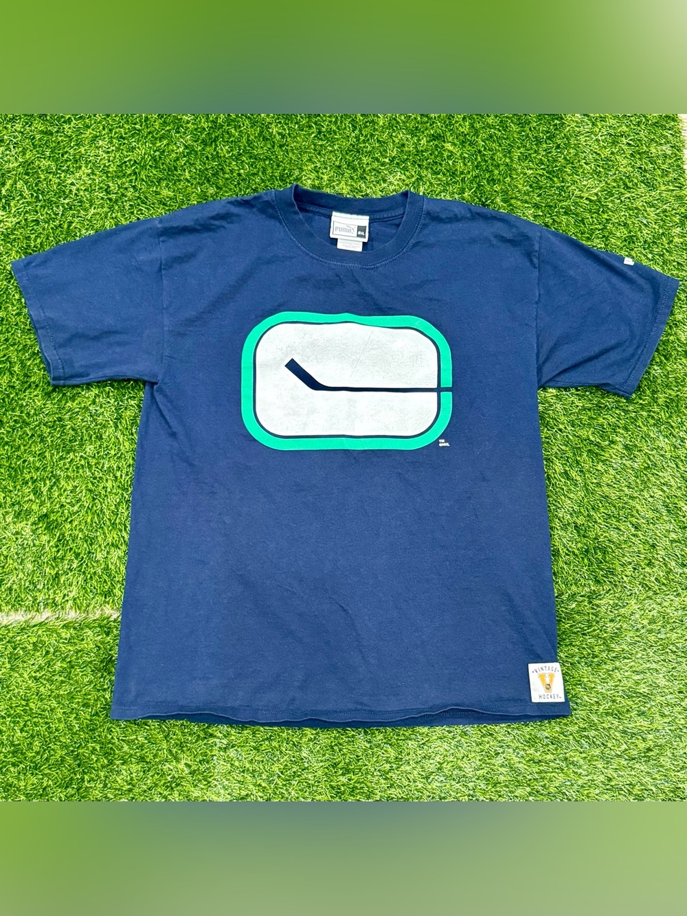Puma Vintage NHL Vancouver Canucks Linden #16 Hockey Shirt Navy Blue Size L